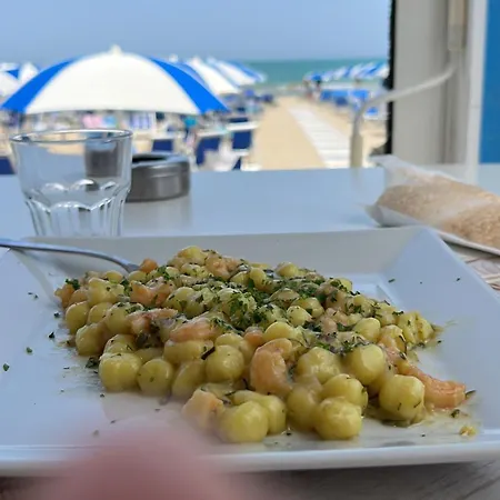 Fronte Mare - *